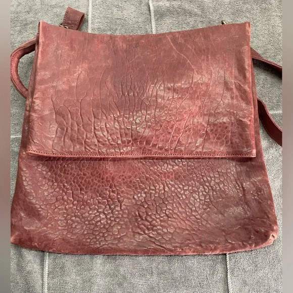 *Brand New* 100% Genuine Leather Artisanal Handmade Crossbody Bag Made in Spain - Picture 2 of 10